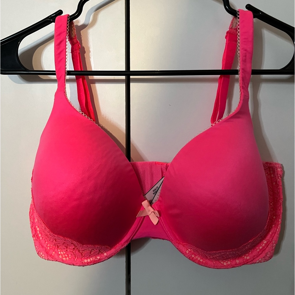 Hot pink colored Victoria’s Secret bra in size 36DD